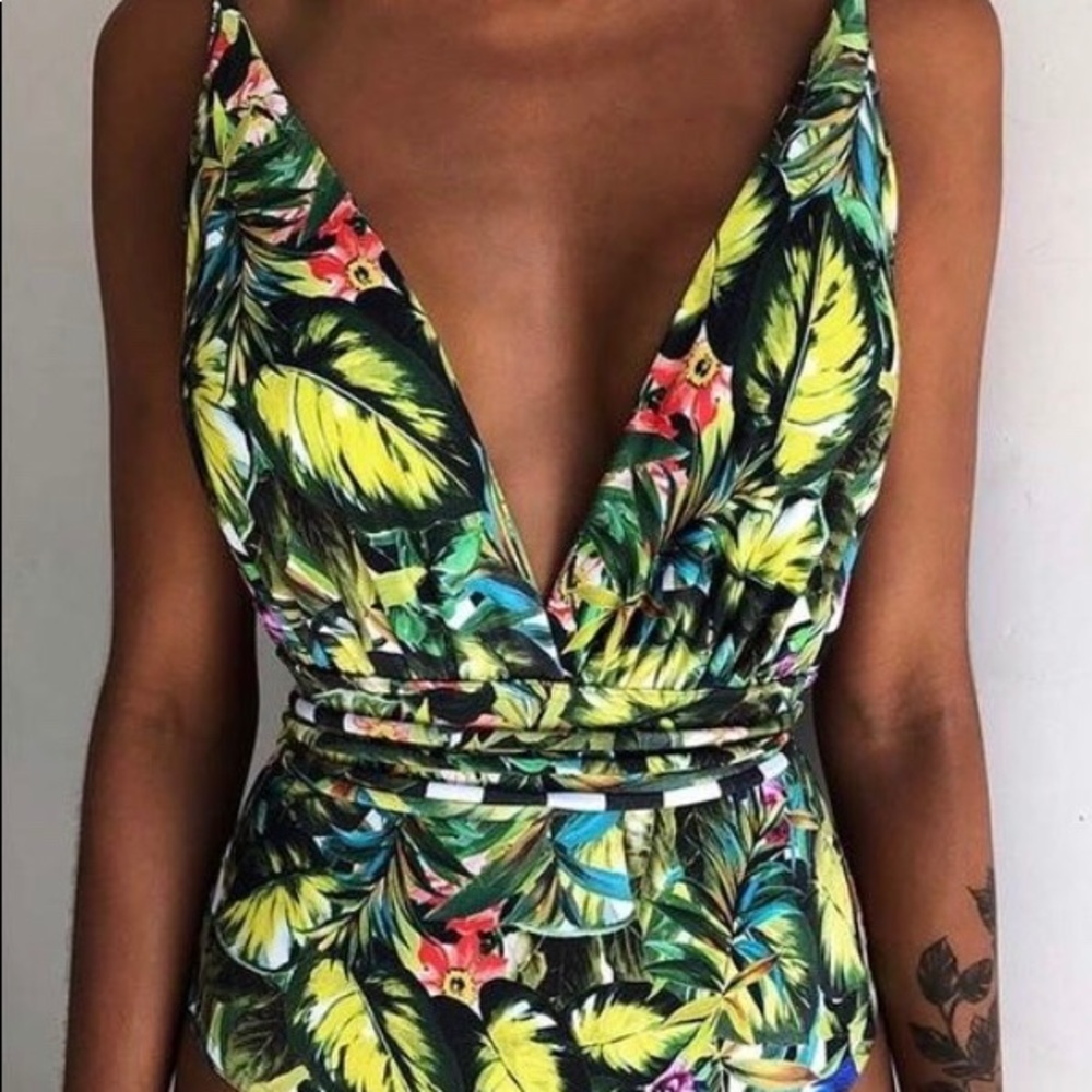 Electraswim Anaya one piece tie waist swimsuit NWT